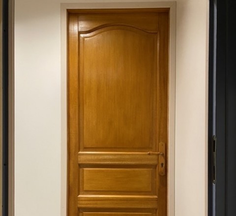 porte d'intérieur en bois