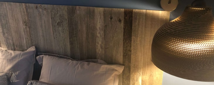 tête de lit en bois